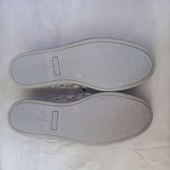 New women's lace flat shoes size 9-10 (L) - Picture 4 of 4